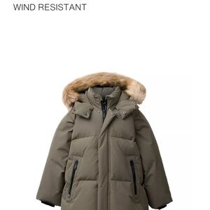 Zara Khaki Outerwear
Long Coat is labeled as 3 YEARS (98 CM sizing)